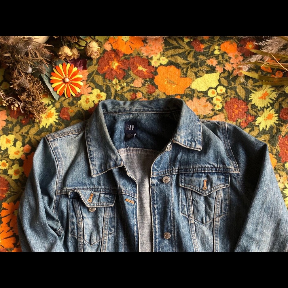VINTAGE GAP DENIM JACKET
